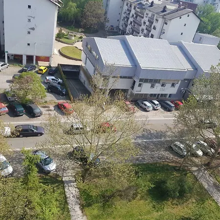 Fuzzbubble Homestay Skopje